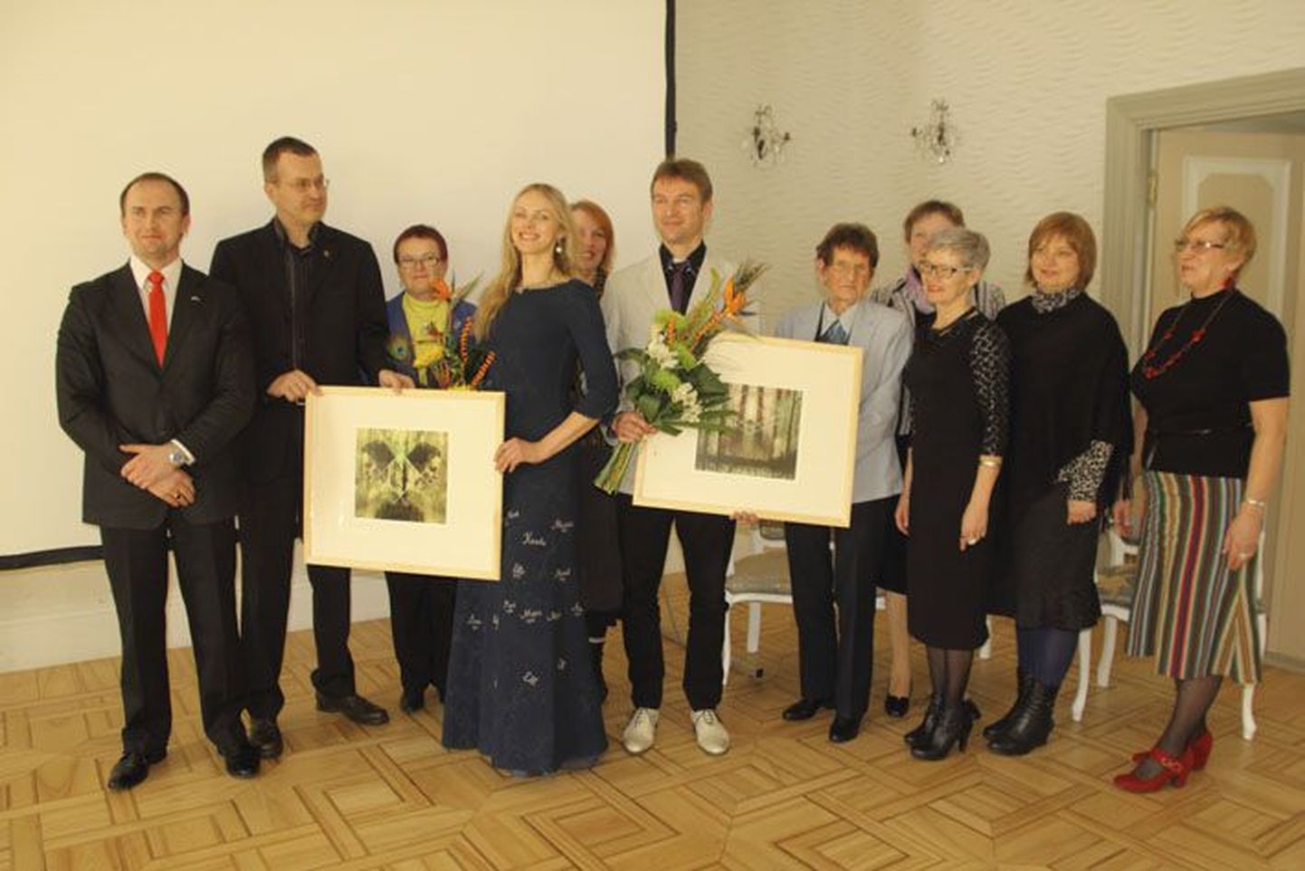Kirjandusauhind tõi Kukrusele elukaevandaja Kristiina Ehini ja metsiku mõtleja Valdur Mikita.