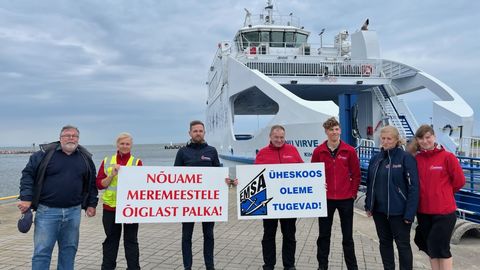 Parvlaev Kihnu Virve meeskond streikis mandri asemel Kihnus