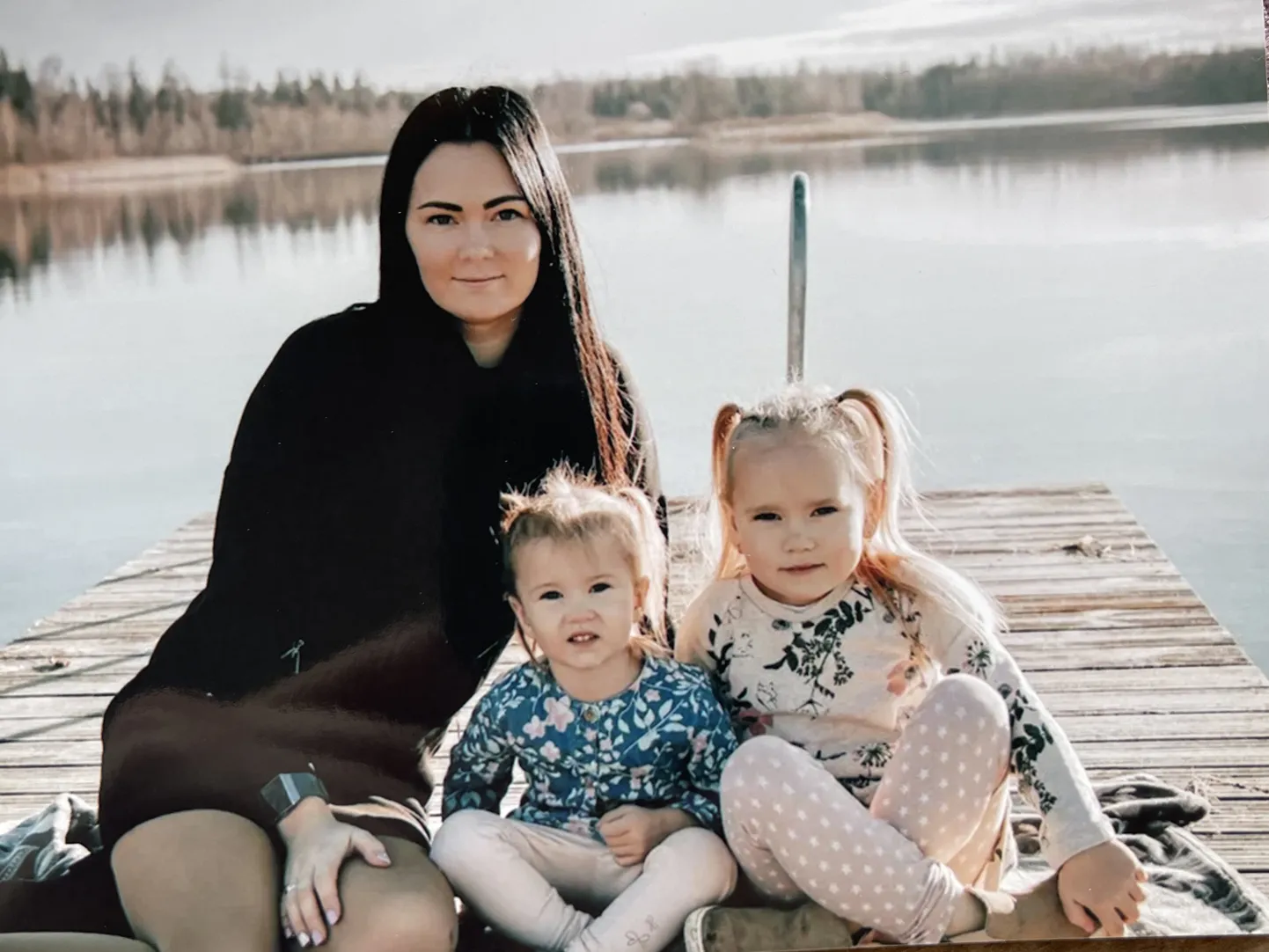 Üksinda kahte last kasvatav Kadi pidi kaks aastat tagasi matma oma eluarmastuse.