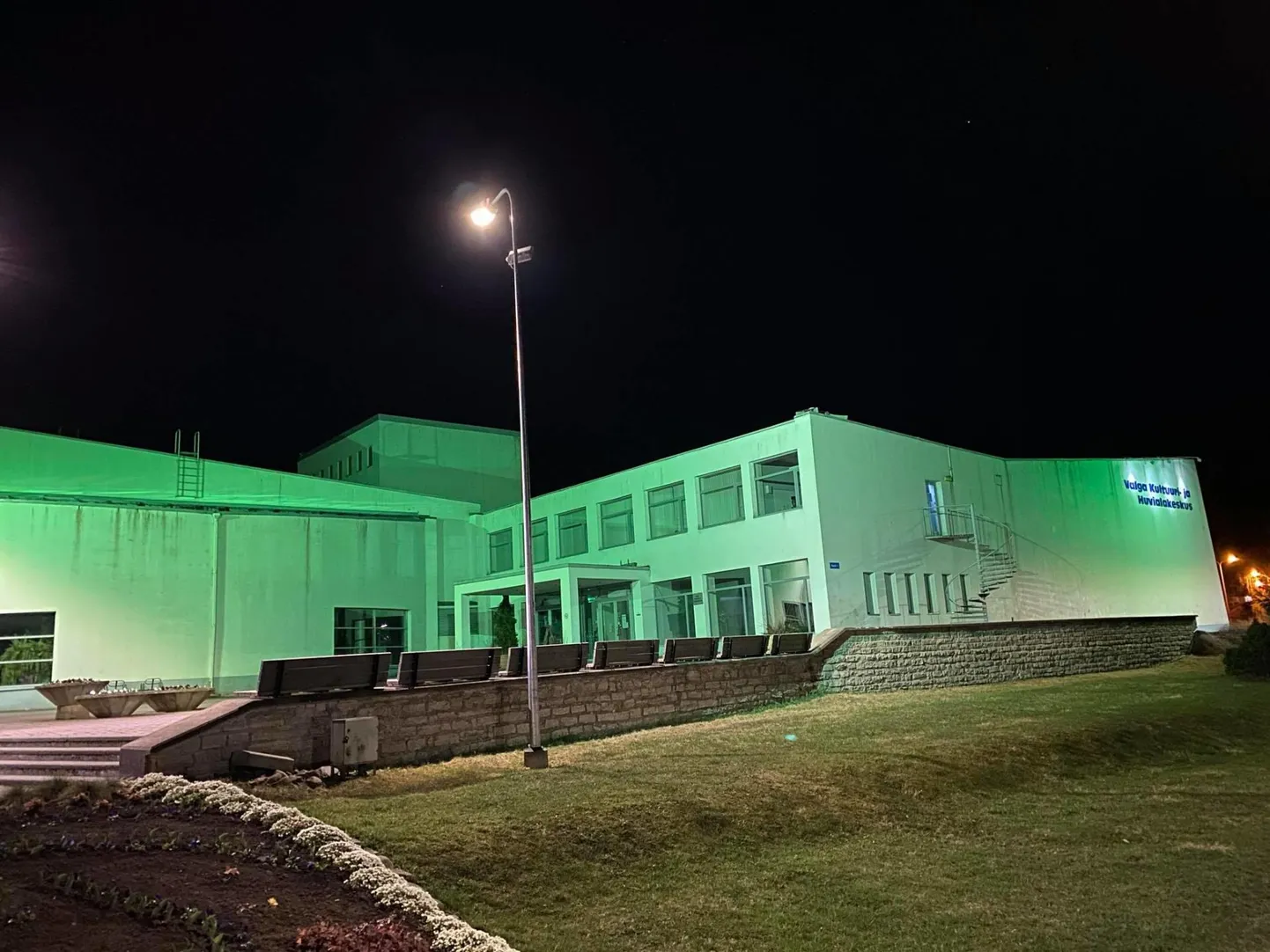 Valga kultuurikeskuse uus värvilahendus