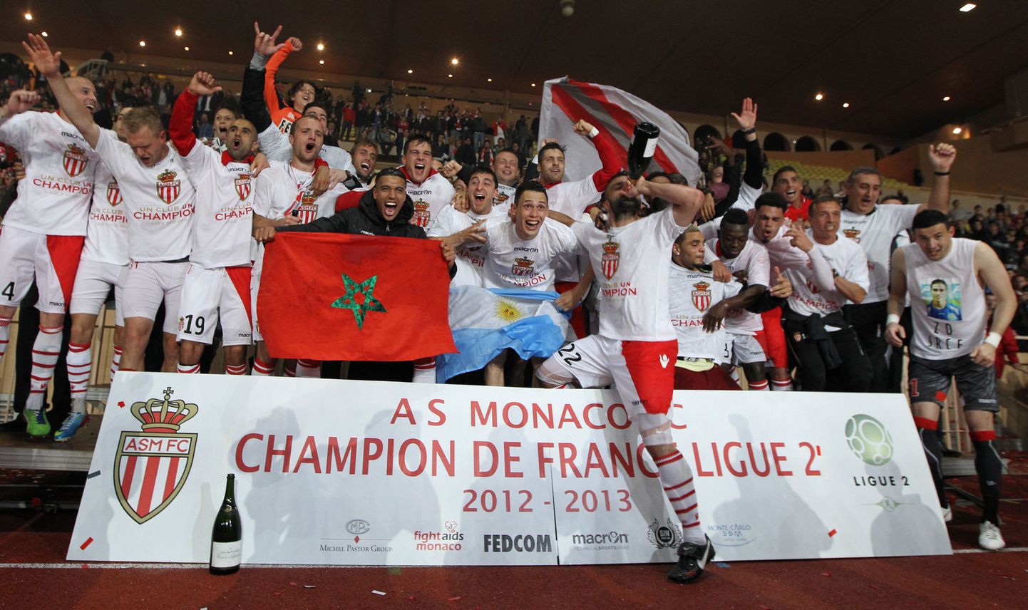 AS Monaco mängijad pärast Prantsusmaa kõrgliigasse tõusmist