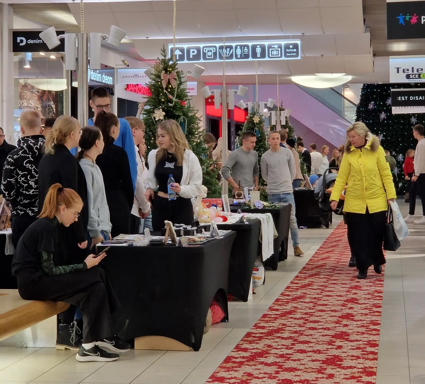 Õpilasfirmade laat Pärnu Kaubamajakas