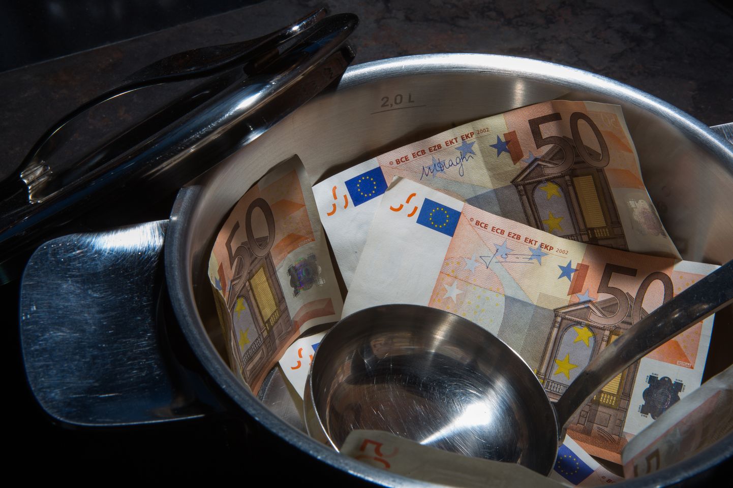 Maksuamet kiusab majandusaasta aruandega hilinejaid ligemale 200-eurose trahvinõudega.