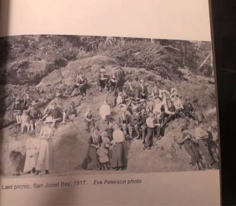 Kanadas 1917. aastal tehtud pilt. See ilmus 1974. aastal Kanada ajaloost rääkivas raamatus