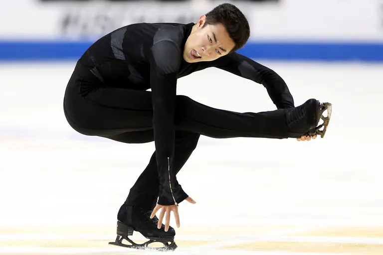 Kui ameeriklane Nathan Chen suudab kõik neljakordsed hüpped maanduda, siis peaks olümpiakuld kuuluma talle. Aga nende hüpete edukas maandumine on keeruline...