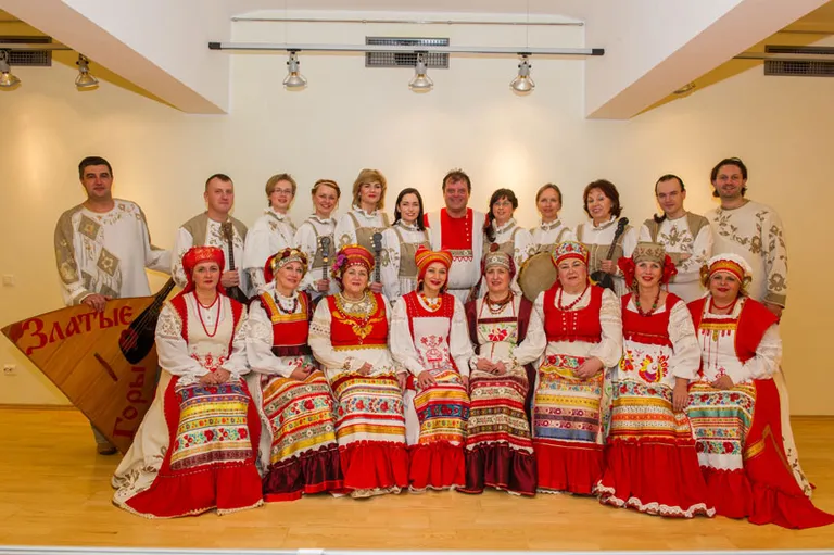 Ансамбль «Златые горы».