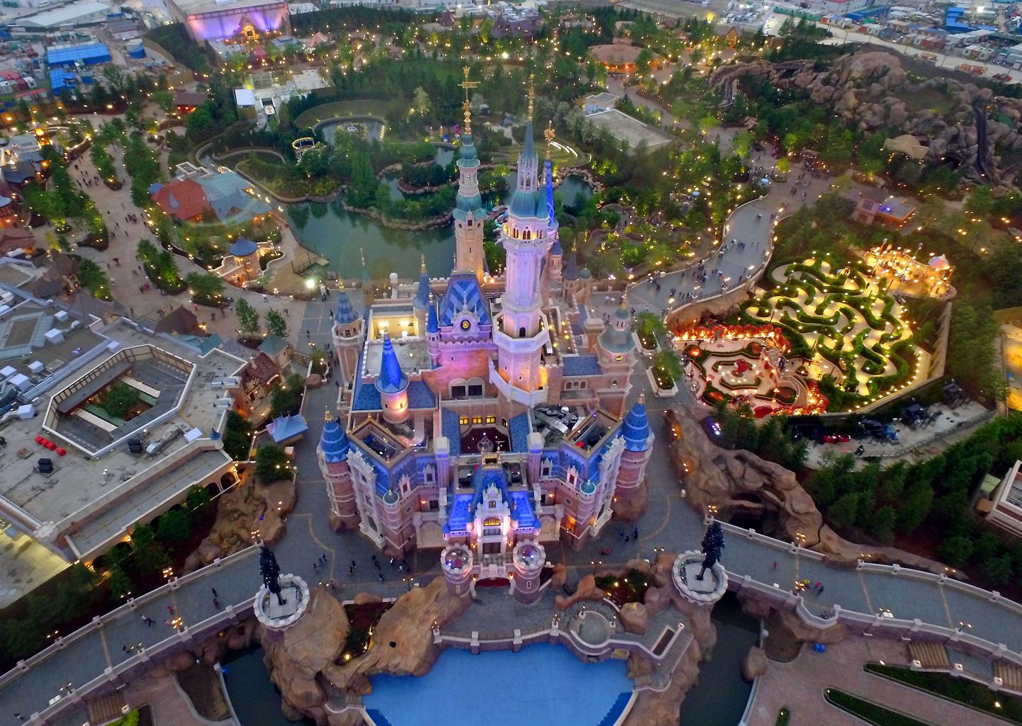 Aerofoto avatavast Disneylandist.