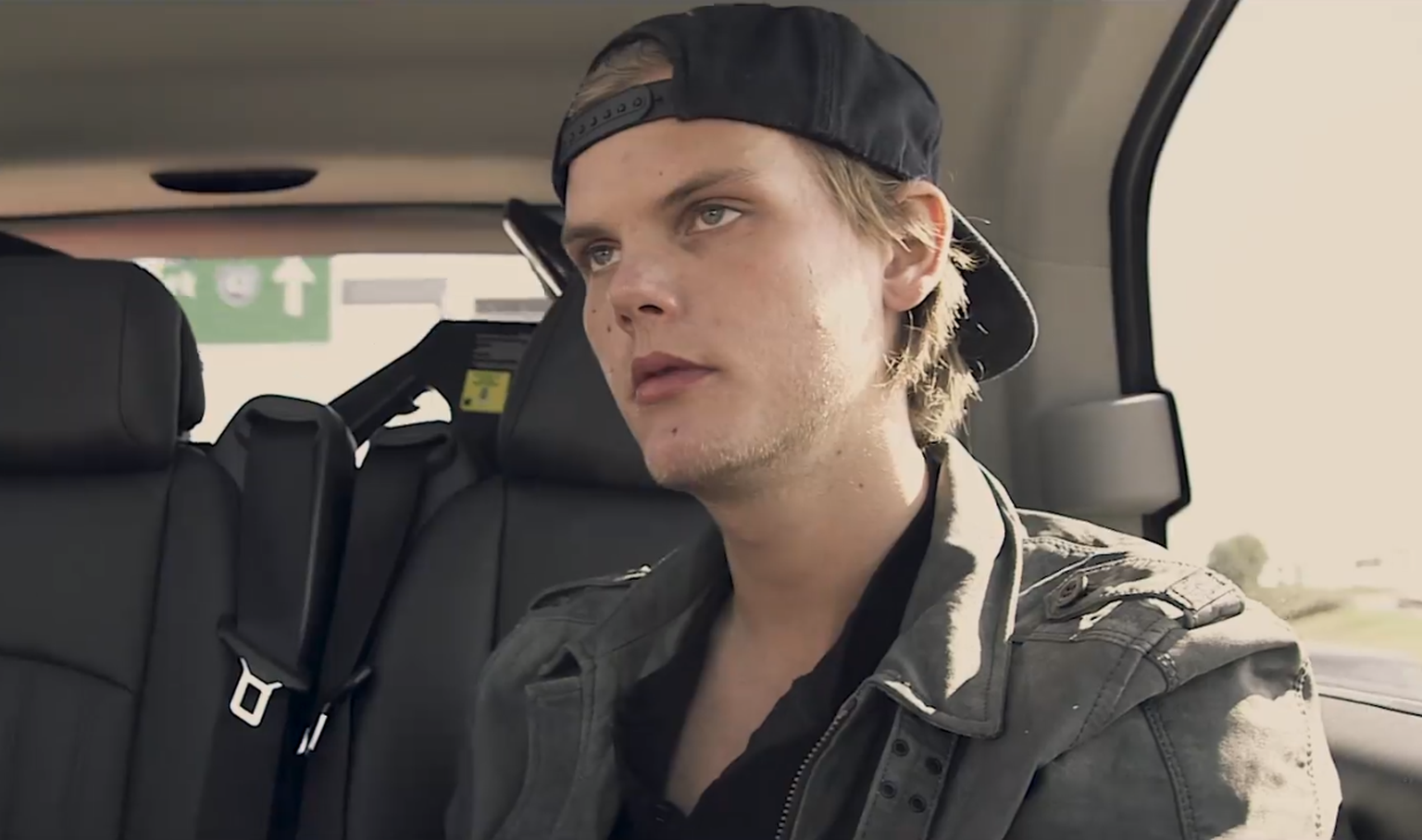 Avicii üks päev pärast haiglas käimist.