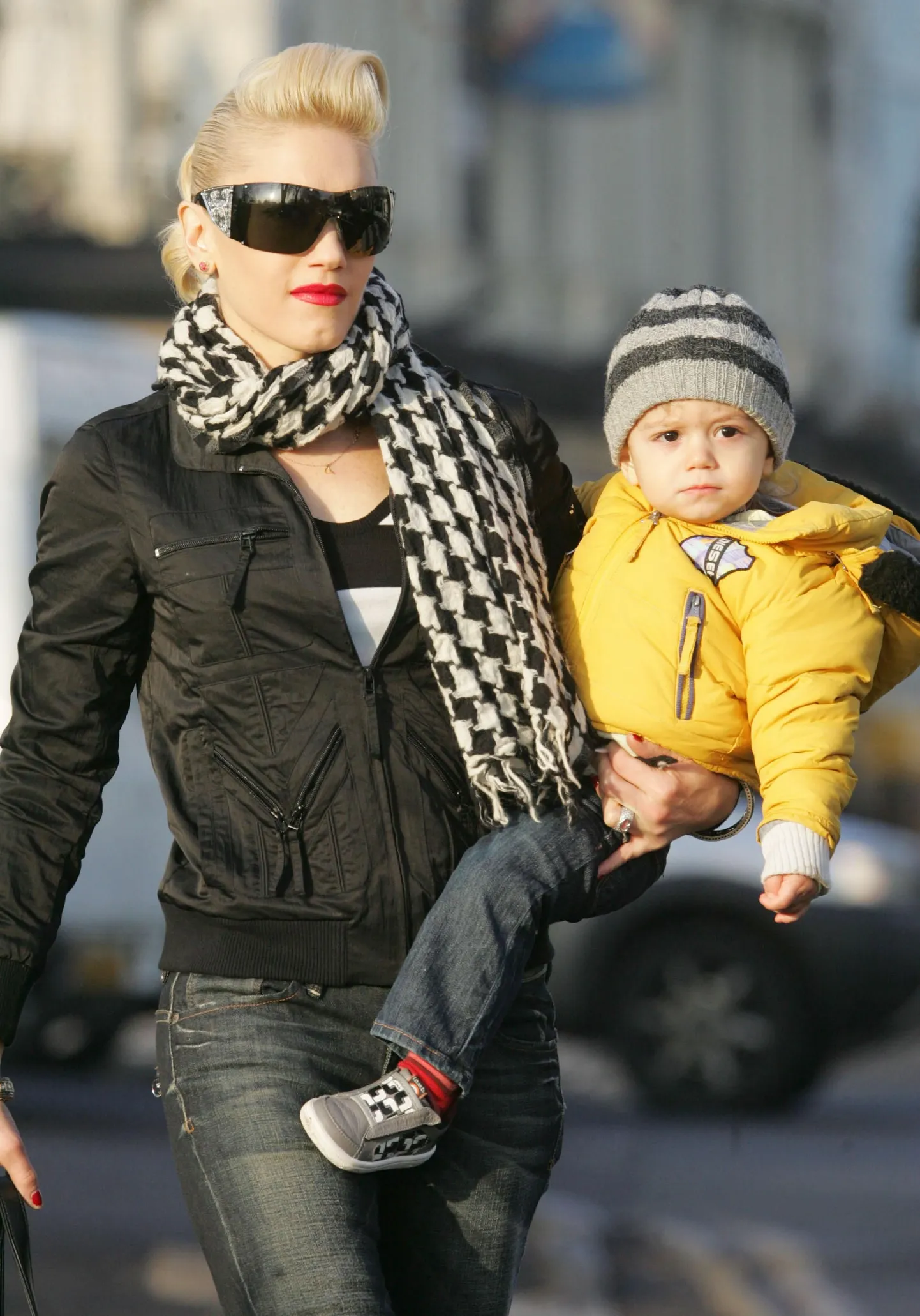 Gwen Stefani koos pojaga