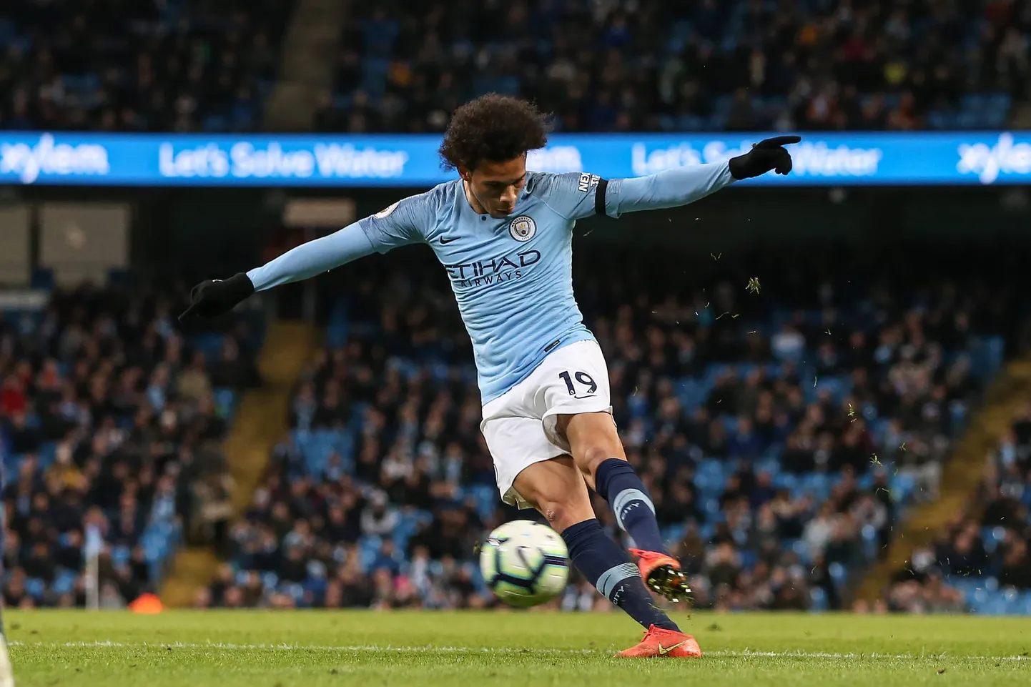 Leroy Sane Manchester City särgis.