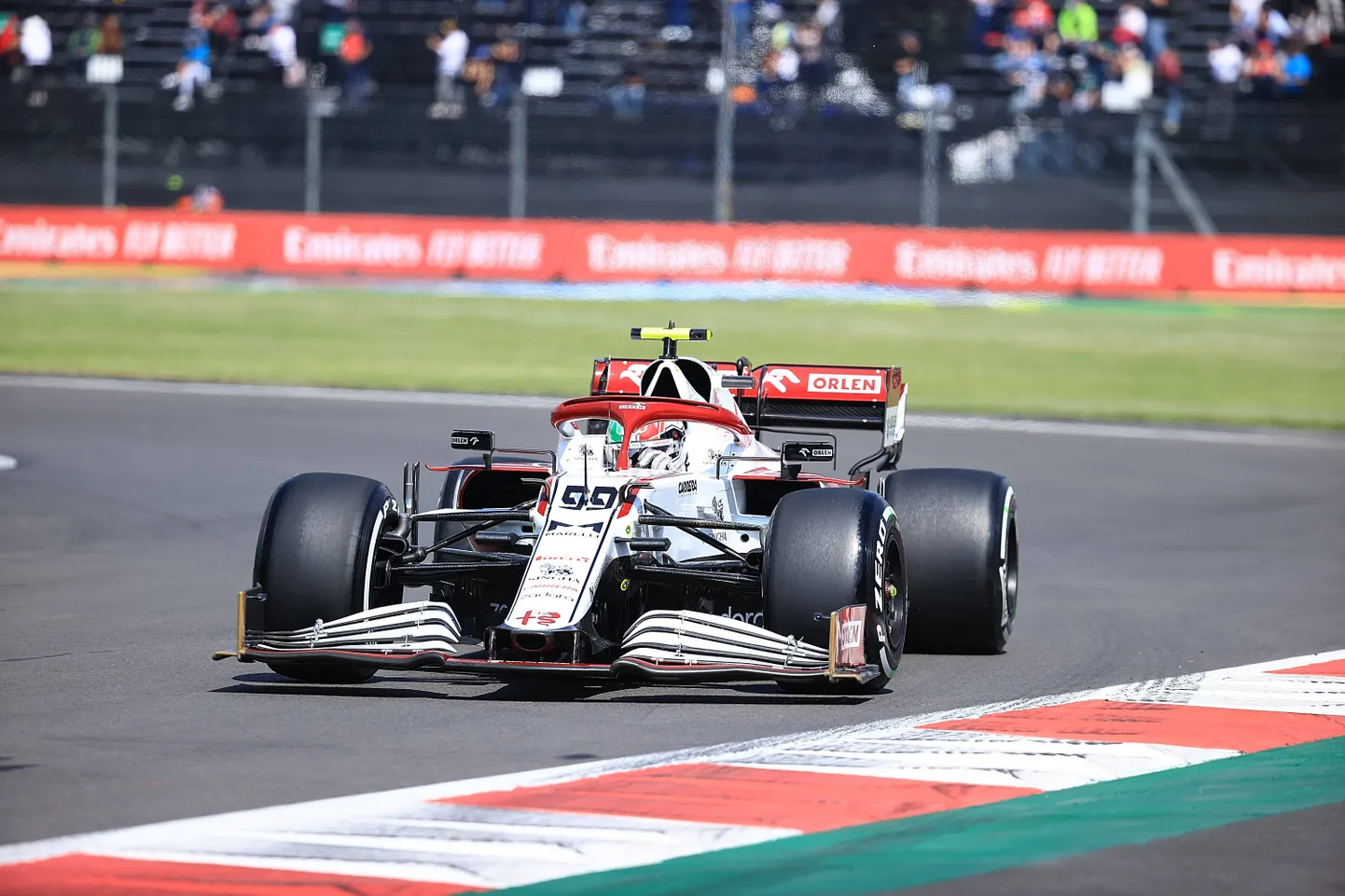 Hetkel pole teada, kas tuleval hooajal sõidab Alfa Romeos Antonio Giovinazzi (pildi) või keegi teine. Selgus peaks tulema paari nädala jooksul.