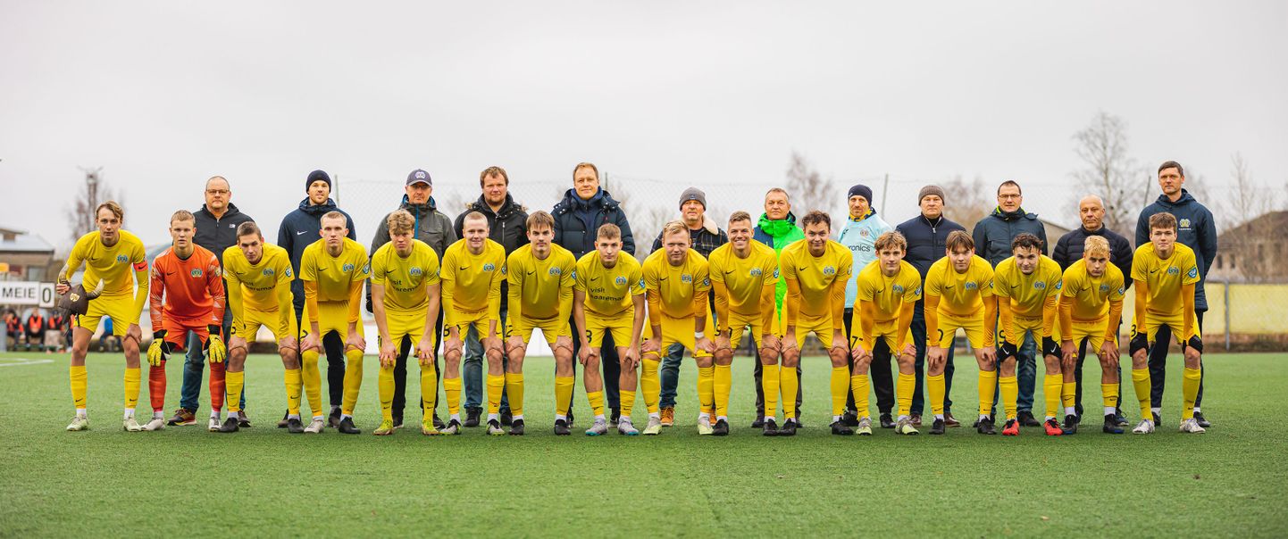 FC Kuressaare U21 enne hooaja viimast liigamängu.