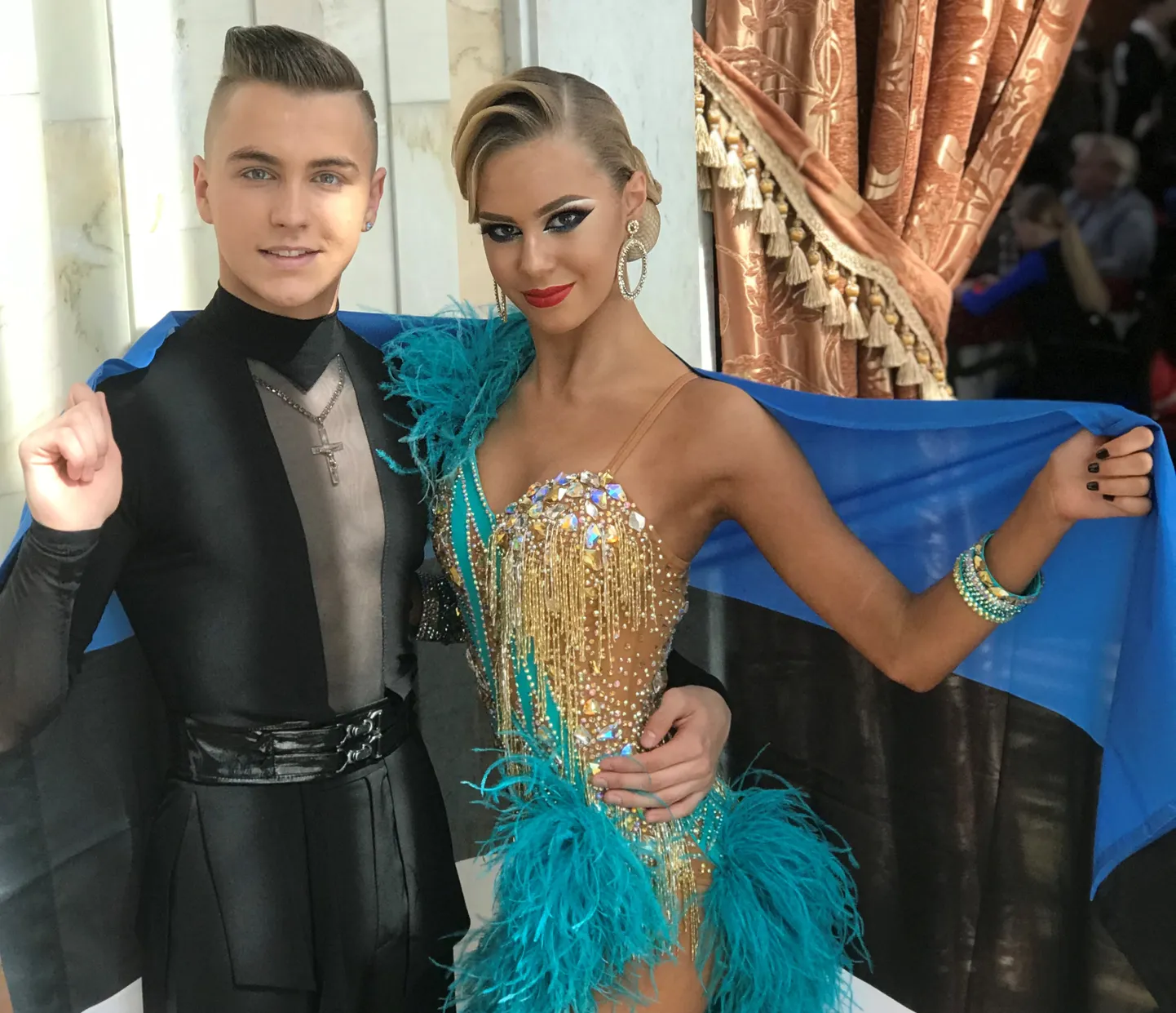 Robert Veide ja Amanda Rebeca Padar võistluste järel rõõmustamas.