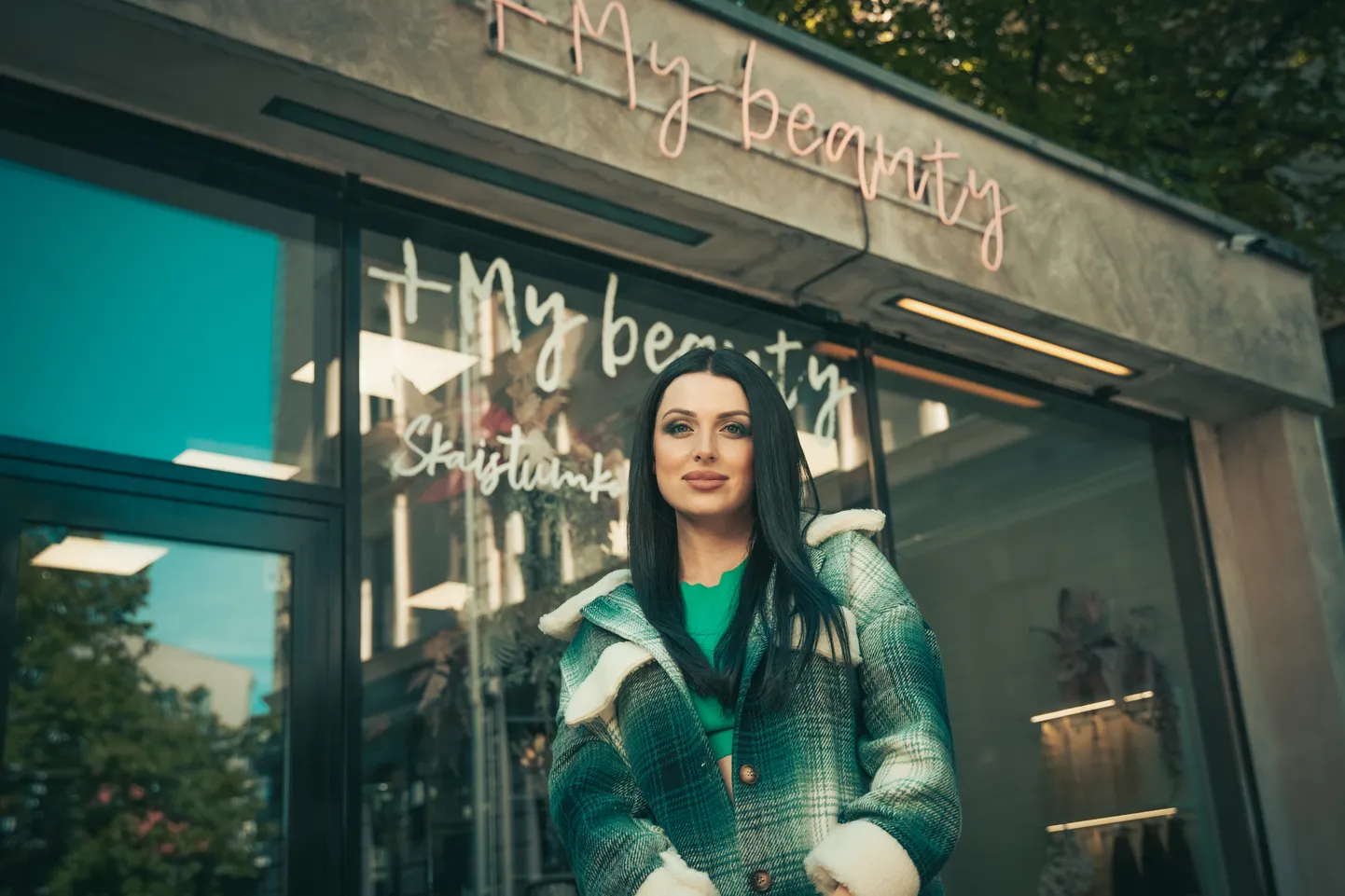Elīna Gluzunova