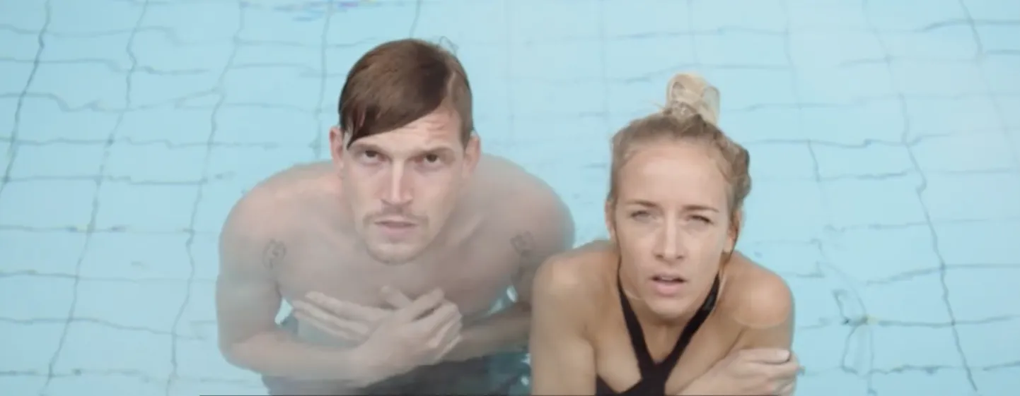 Henrik Kalmet ja Liisa Pulk filmis «Ükssarvik»