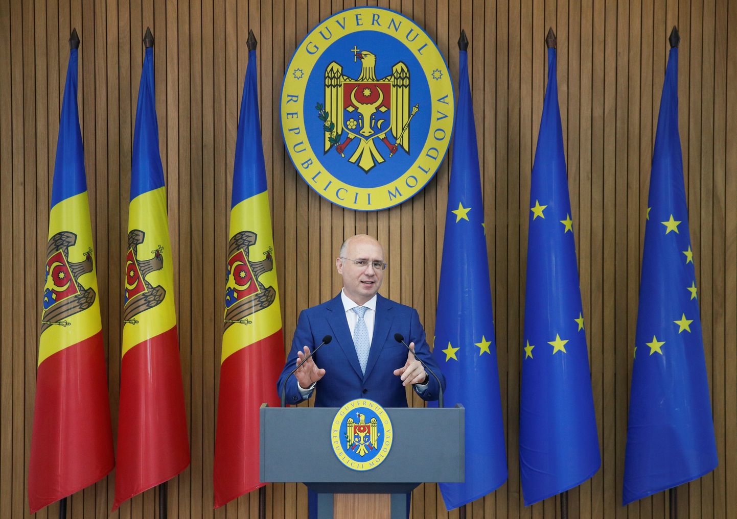 Moldova presidendi kohusetäitja Pavel Filip täna pressikonverentsil pealinnas Chišinaus.
