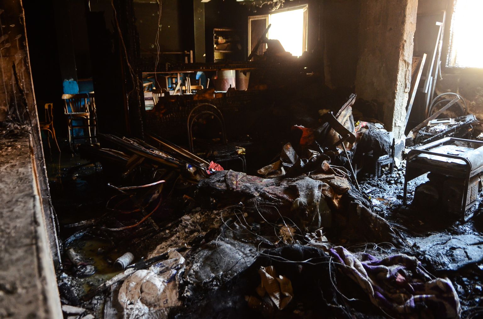 Последствия пожара в церкви, в Гизе