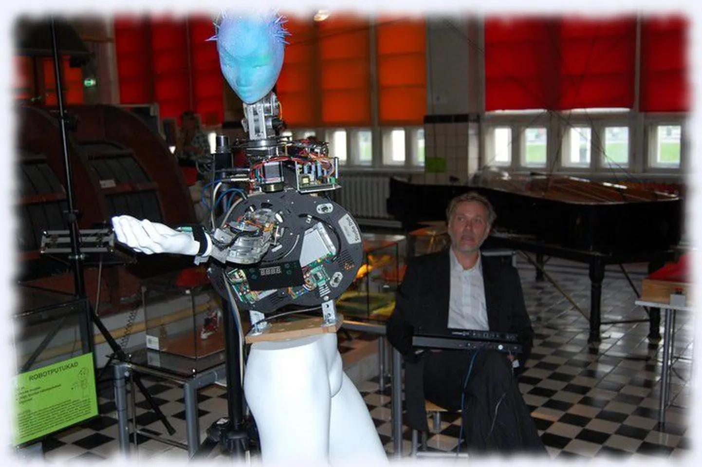 Robot Marius.