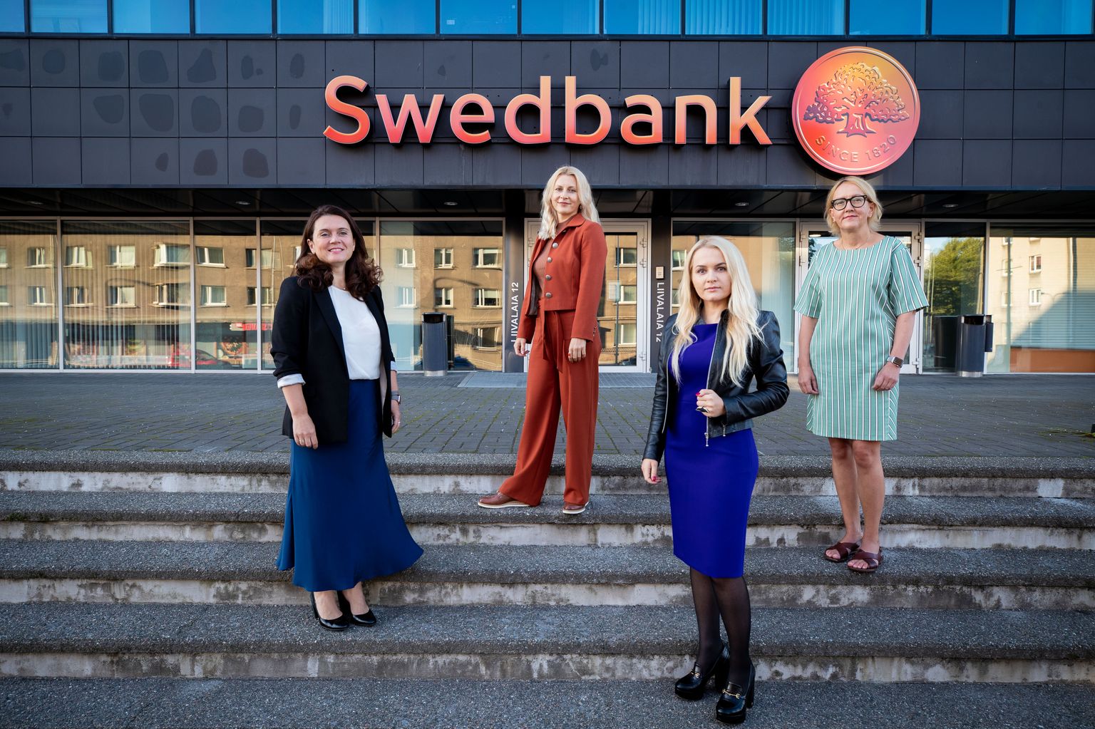 Swedbanki juhatuse liikmed (vasakult) Kerstin Pilt, Anna Kõuts, Liisi Himma ja Ede Raagmets.