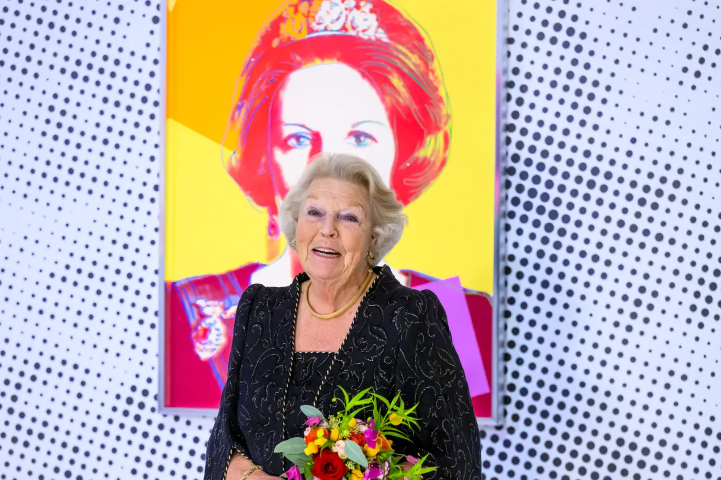 Printsess Beatrix Andy Warholi näituse «Queens» avamisel Het Loo palees Apeldoornis.