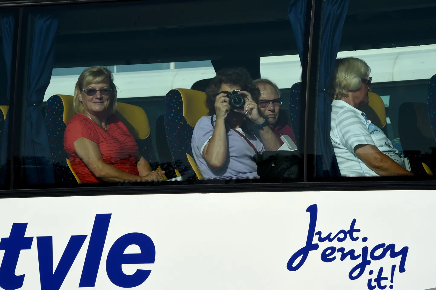 Turistid bussis