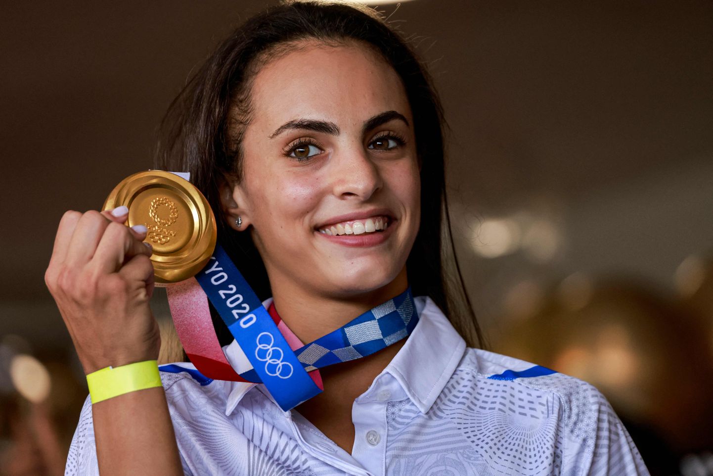 Олимпийская чемпионка по художественной гимнастике Линой Ашрам.