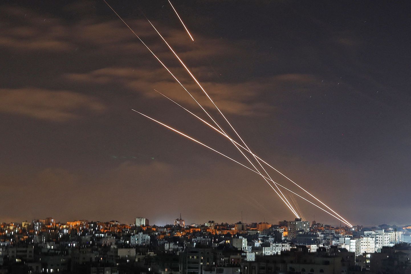 Gaza sektorist tulistatakse Iisraeli suunas rakette.