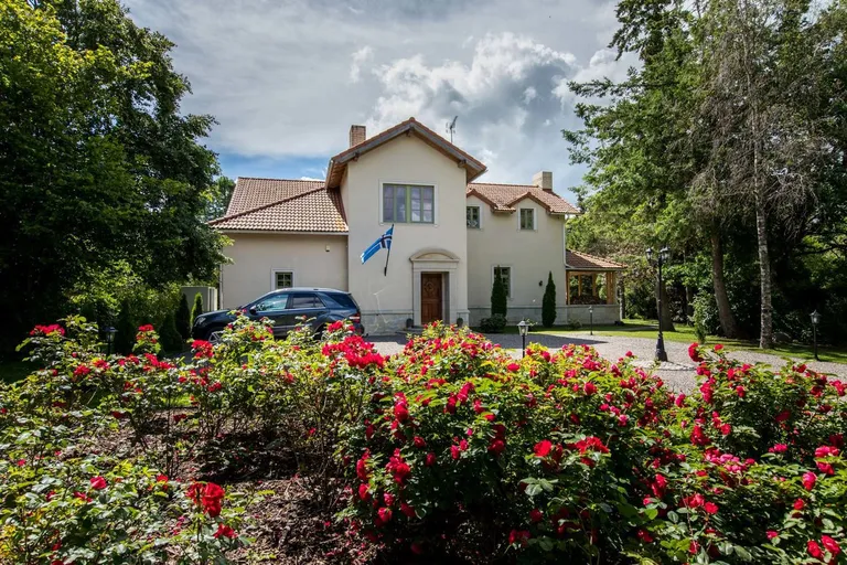 Villa