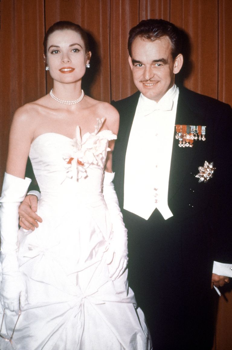 Näitlejanna Grace Kelly, kellest sai Monaco vürstinna ja Monaco vürst Rainier III