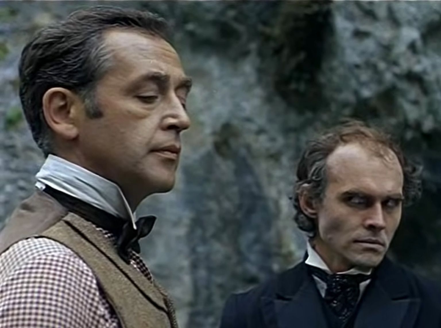 Кадр из фильма "Шерлок Холмс и доктор Ватсон: Смертельная схватка"