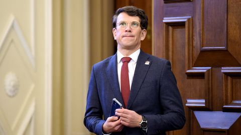 Amatpersonu deklarācijas ⟩ Saeimas deputāts Zelderis pērn atalgojumā saņēma 36 840 eiro