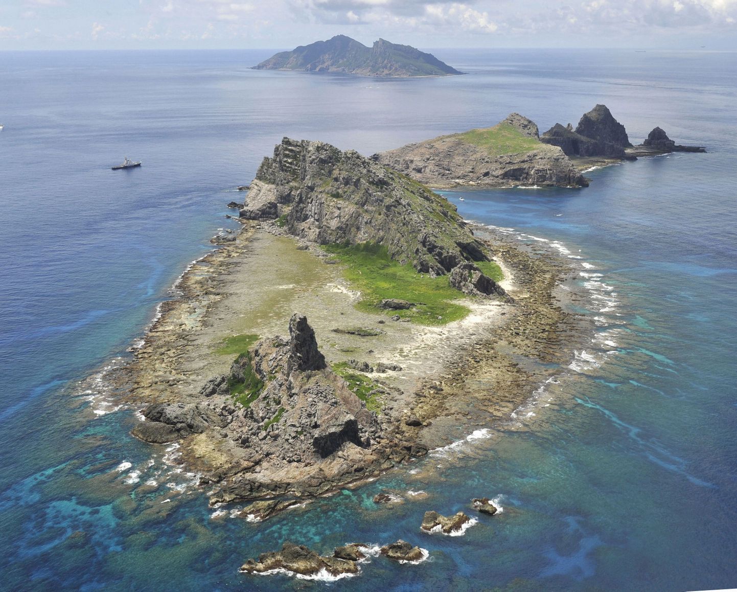 Vaidlusalused saared Ida-Hiina meres, mida Jaapanis tuntakse Senkaku saartena ning Hiinas Diaoyu saartena.
