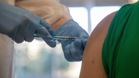 Все семейные врачи Эстонии смогут дважды заказать вакцину от Pfizer/BioNTech