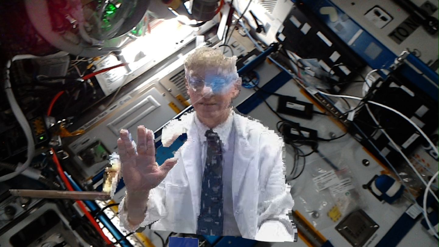 Doktor orbiidil - kui kiiresti kosmoses abi vaja, siis hologramm on seni ainus võimalus.