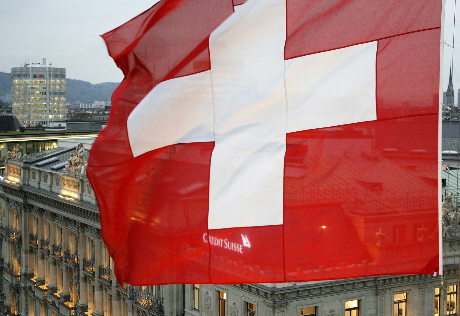 Šveitsi lipp Zürichis panga Credit Suisse peakorteril.