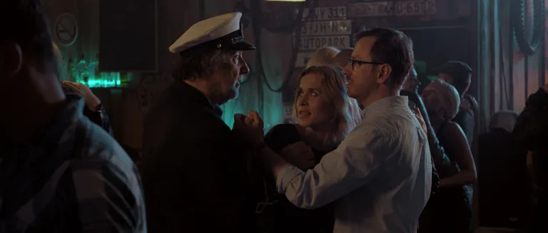 Pinged õhus. Roman Baskin, Evelin Võigemast ja Rain Tolk filmis "Minu näoga onu"