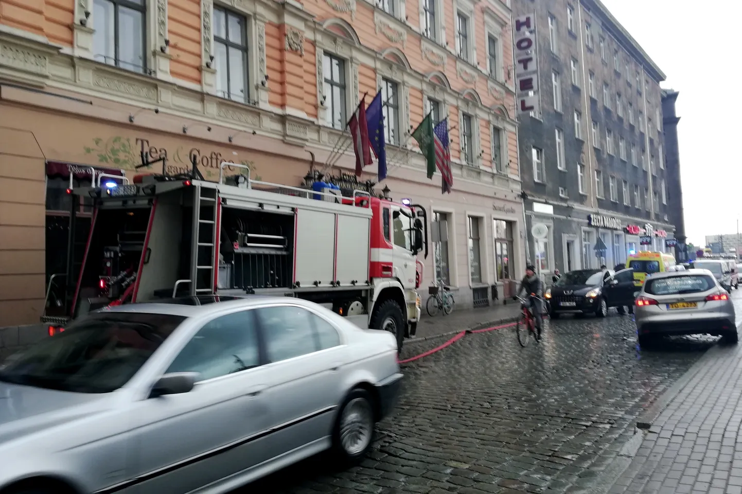 Okupācijas muzeja ēkā izcēlies ugunsgrēks.