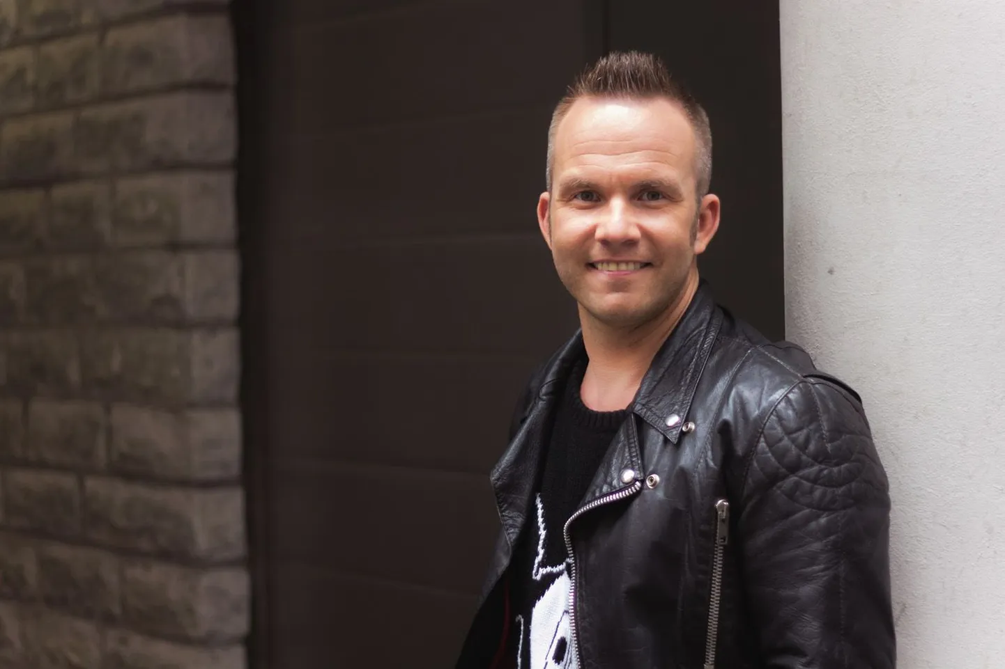 Kanal 2 suvesaade «Detektiivimäng», saatejuht Lauri Liiv