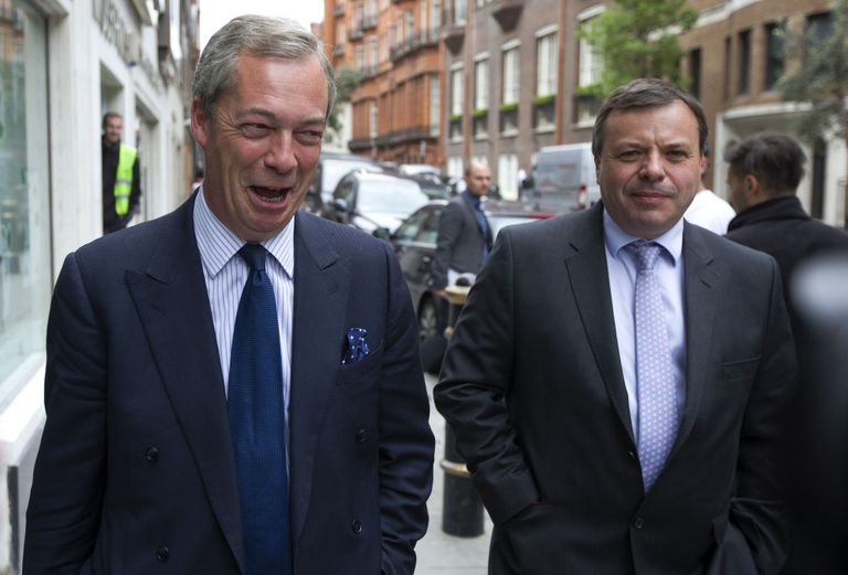 Nigel Farage (vasakul) ja Arron Banks.