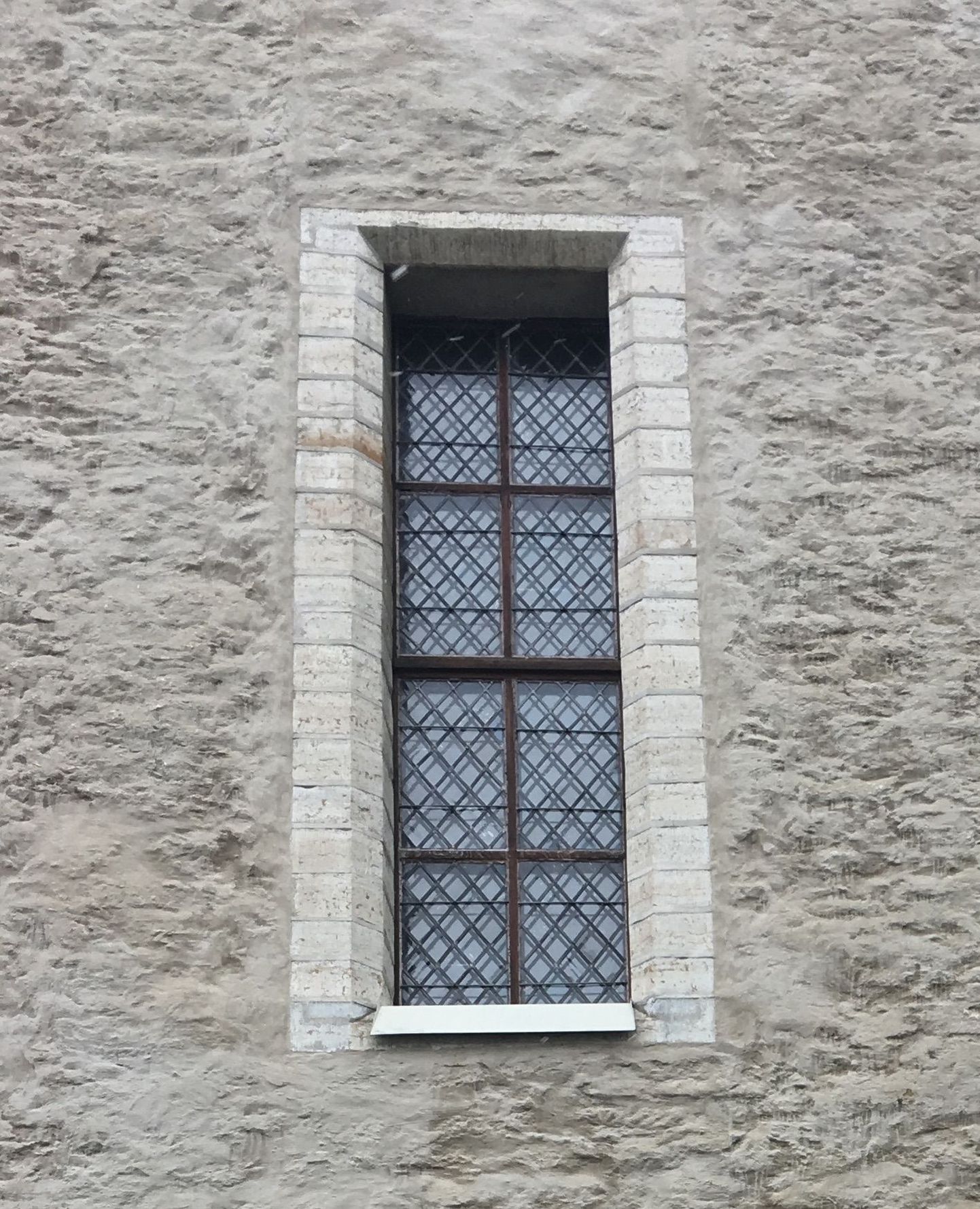 Tallinna raekoja aken