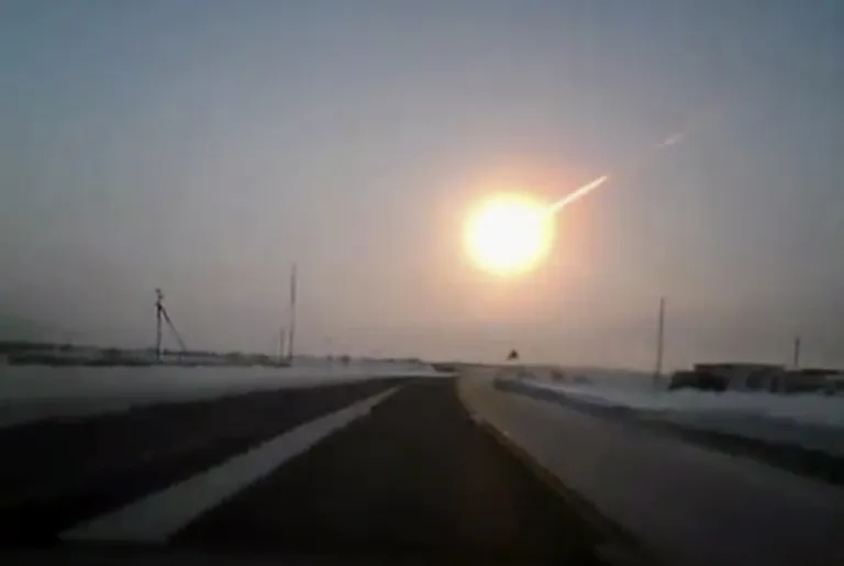 Tšeljabinskis toimunud meteoriidiplahvatus on üks vähestest sellistest sündmustest, mis jäi ka fotodele ning isegi videotele. Sündmus toimus 15. veebruaril 2013. aastal.