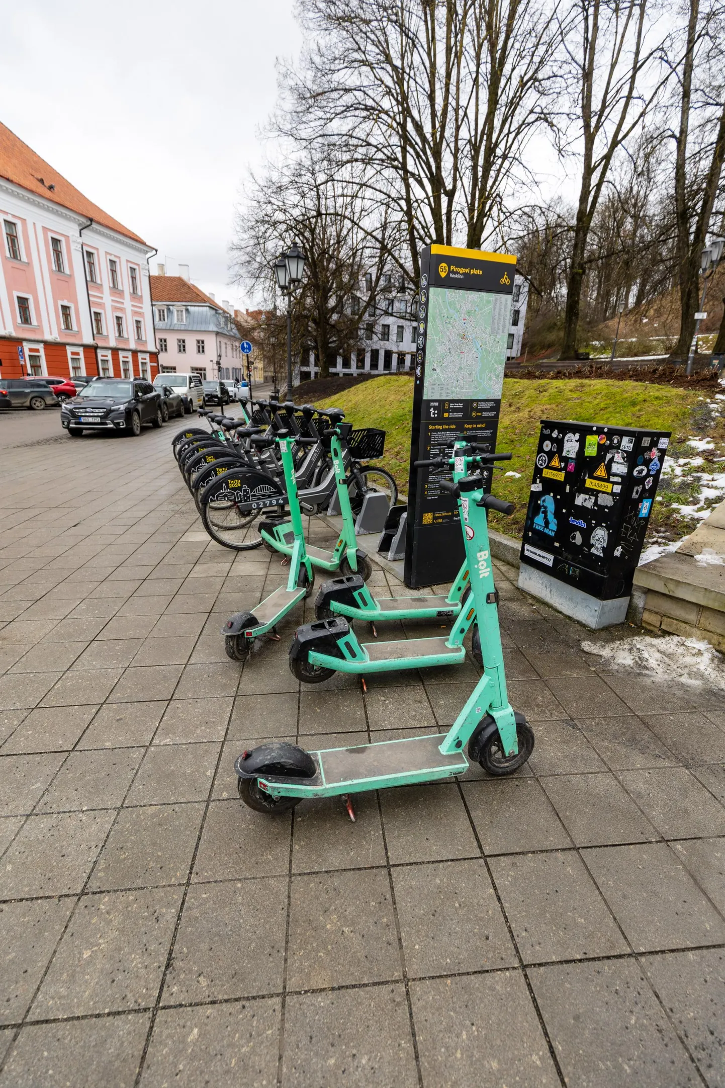 Bolti tõukerattad.