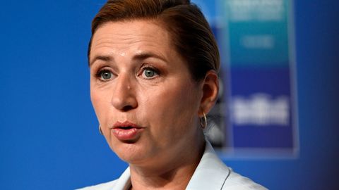 Ilukirurg andis Taani peaministrile keset Ukraina-visiiti «ninanõu» – Mette Frederiksen vastas karmilt