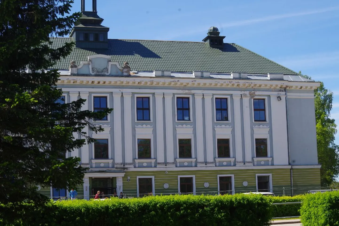 Vastseliina hooldekodu kolib aleviku keskele.