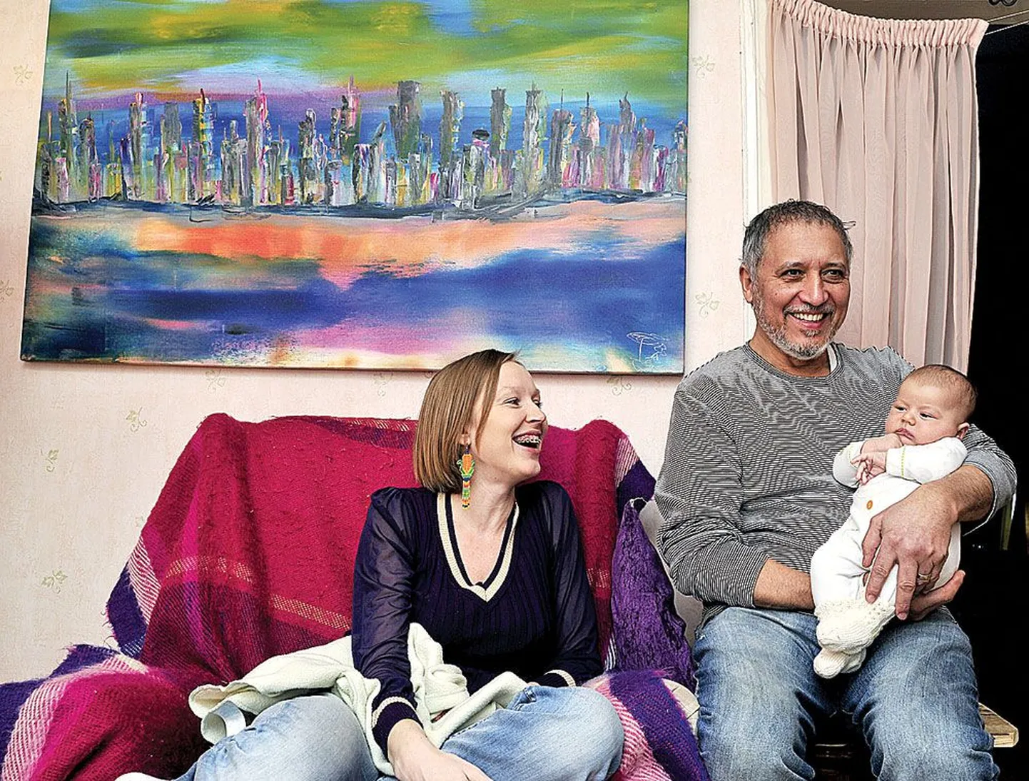 Marise, Leno ja Kaur Morfin Kilgi kodu seintel on pereisa maalid.
