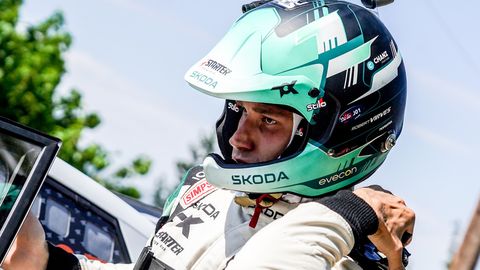 Robert Virves heitleb Kreeka kuumuses WRC2 klassi võidu nimel