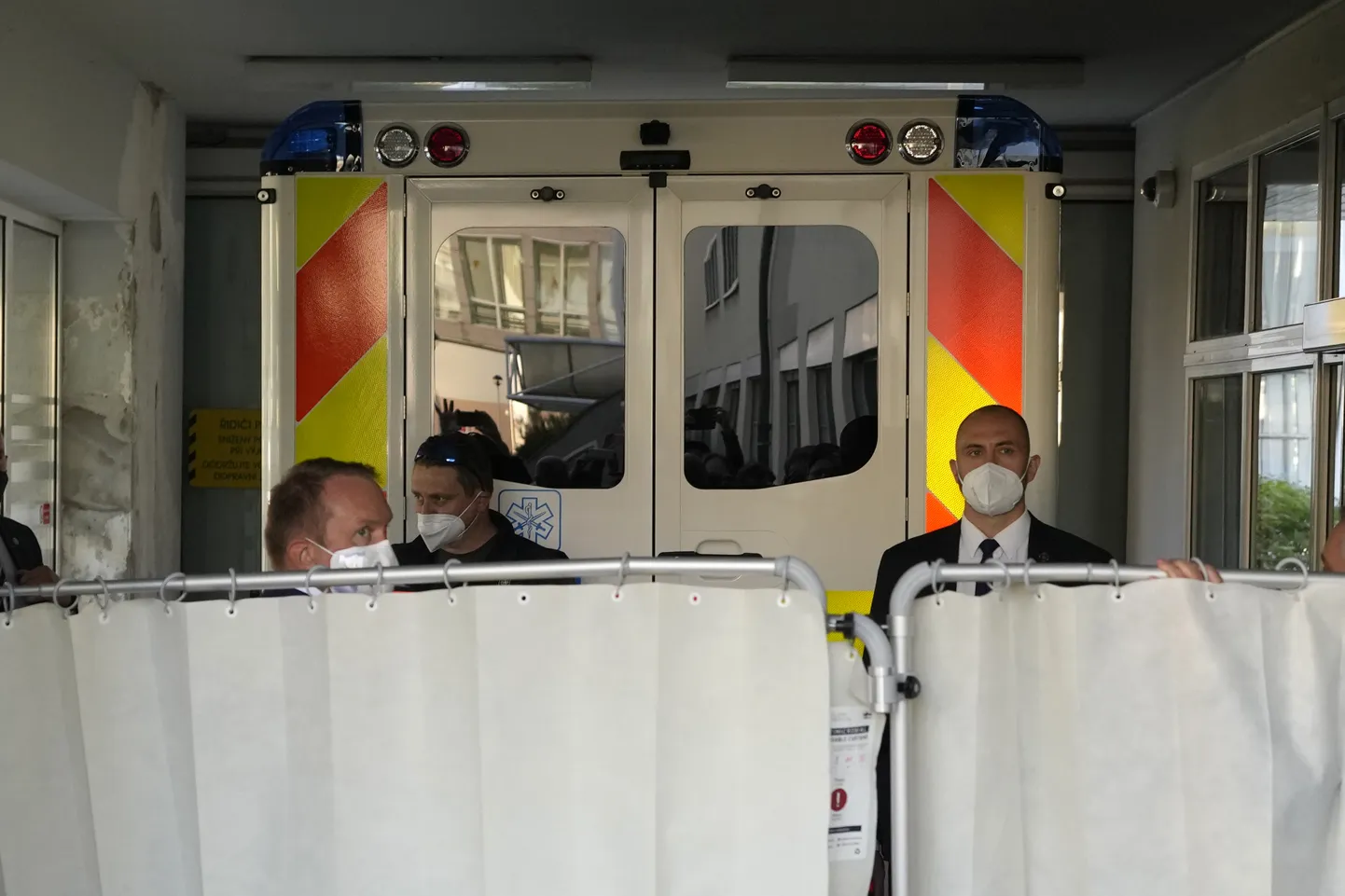 Kiirabi toimetas Tšehhi presidendi Miloš Zemani Praha sõjaväehaiglasse.
