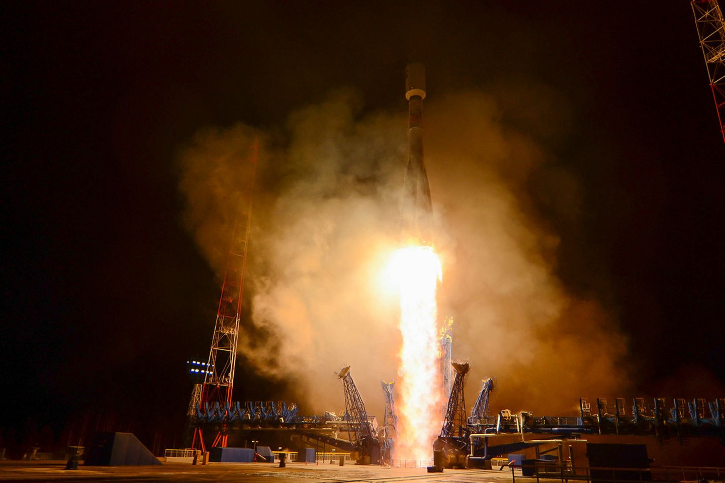 Krievijas raķetes Soyuz 2.1b pacelšanās gaisā no Pļesetskas kosmodroma 2018. gadā.