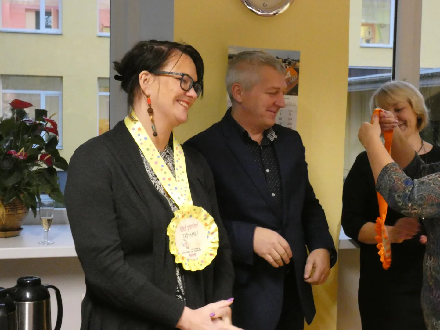 Valgas Walko lasteaias peeti viimane pidulik ehituskoosolek, kus võeti tulemused kokku ning rõõmustati ühiselt rekonstrueerimistööde eduka lõppemise üle.