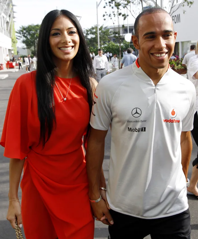 Lewis Hamilton: kes ei tahaks endale sama kuuma tüdruksõpra?